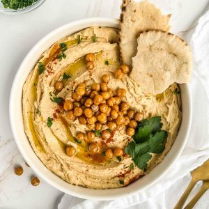 Hummus with Toasted Pitta Bread